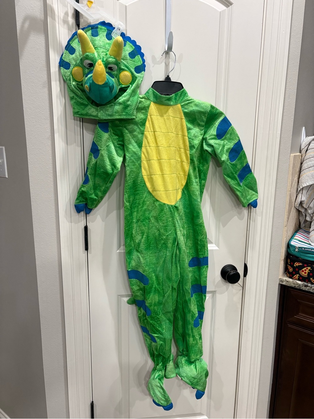 Spooktacular Creations Triceratops 2 piece costume Youth small 5-7 years GUC
